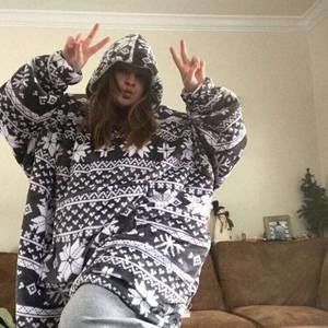 Meet your Posher, Jade